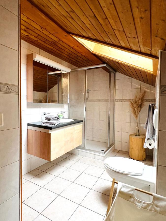 Ferienwohnung ”Heimet” Im Berner Oberland Unterbach  Exterior foto